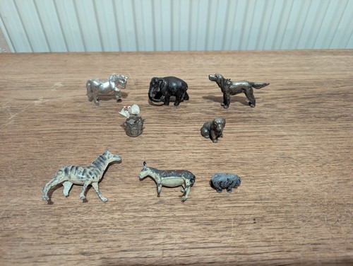 Vintage metal animal figures - vintage, x